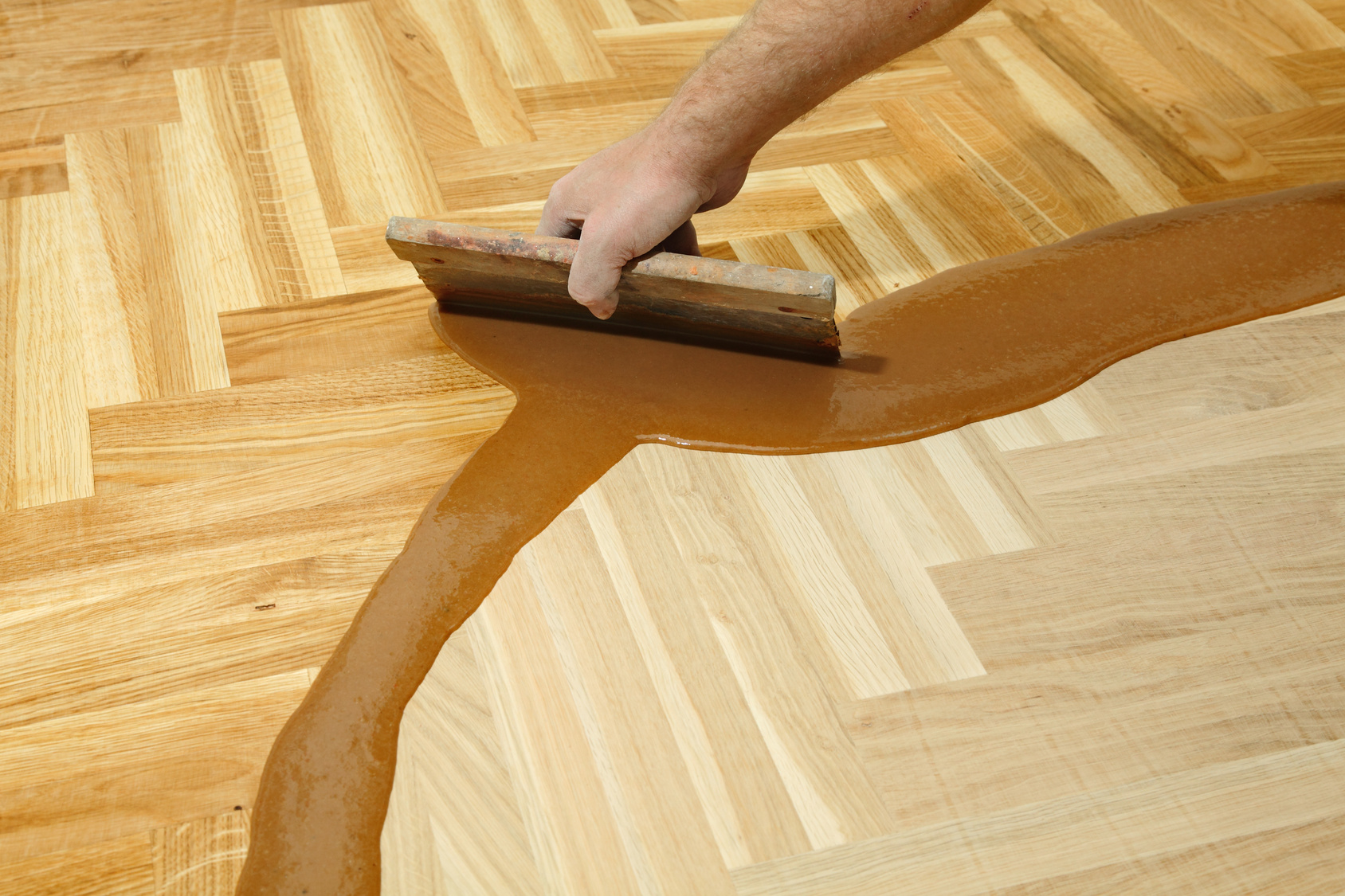 Understanding the Essentials of Wood Varnishing